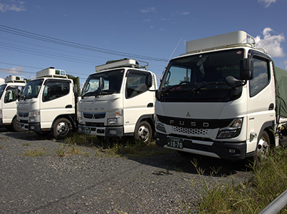 トラック（車両）一覧