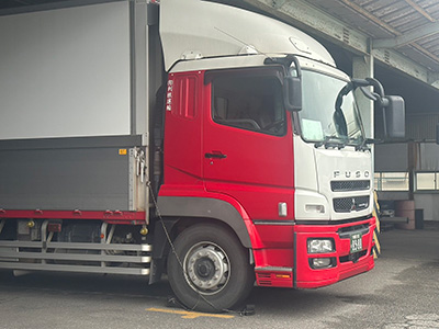 トラック（車両）一覧